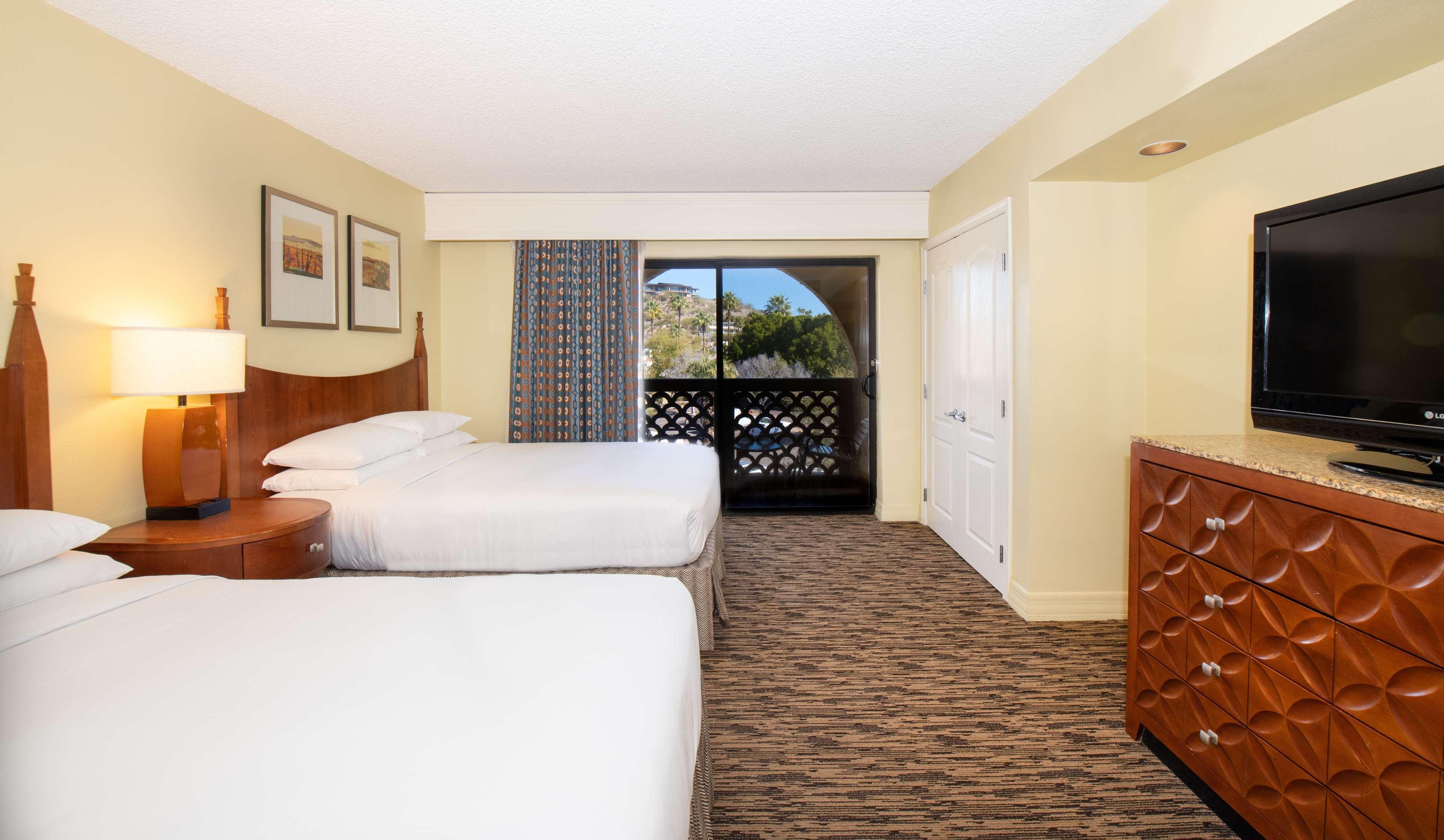 Hilton Phoenix Resort At The Peak Exterior foto