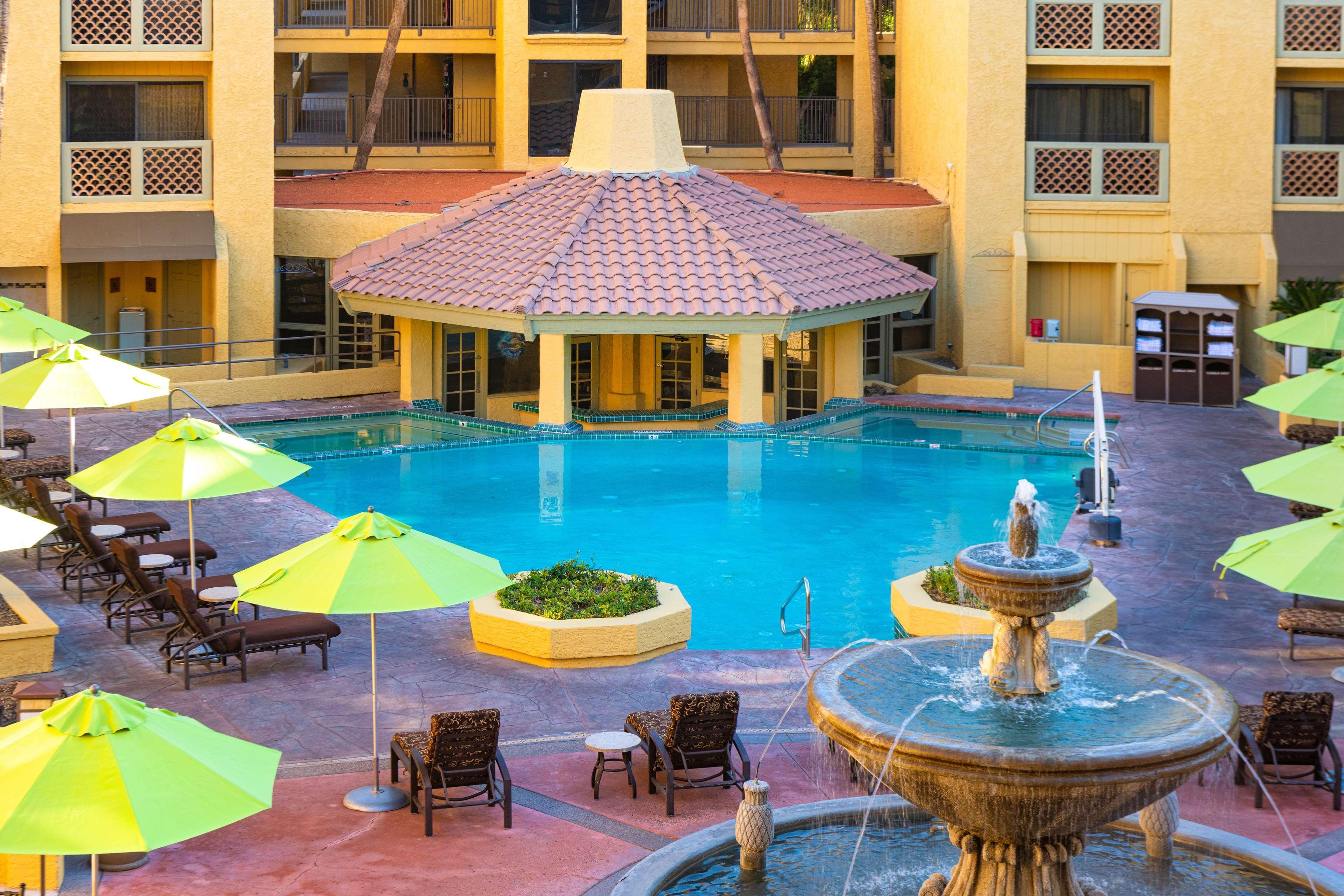 Hilton Phoenix Resort At The Peak Exterior foto